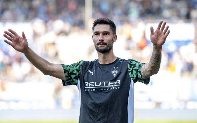 1727946402918005364.jpg 124.jpg