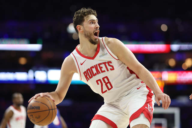 英超直播-两连胜！杜兰特33+8，申京33+9，五锋成逆转关键，乌度卡研究成功