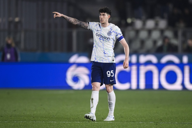 比分直播-罗马诺：巴萨已经开始接触巴斯托尼，国米要价不会低于5000万欧元